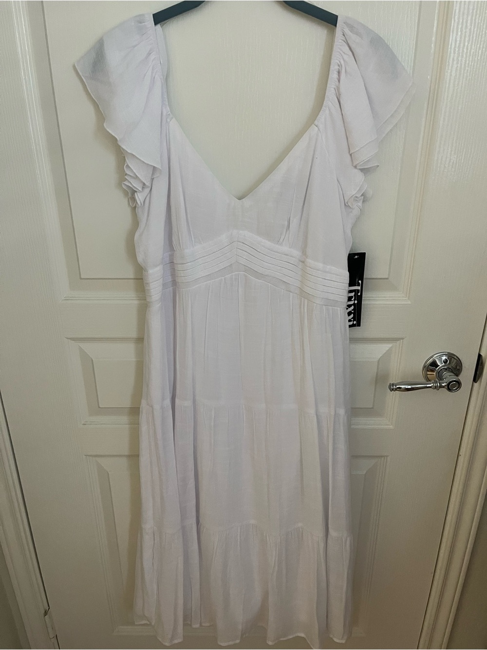 Trixxi White Flutter-Sleeve V-Neck Maxi Dress NWT